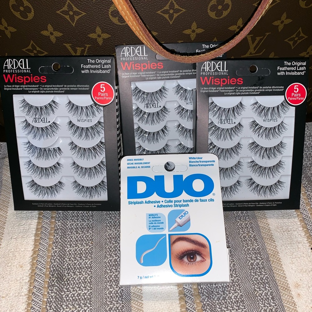 Strip eyelashes
